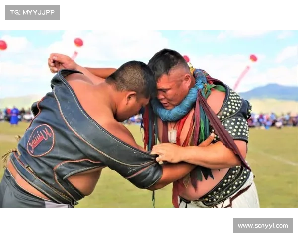 内蒙古那达慕搏克大赛聚焦256名跤手角逐雄鹰称号盛况